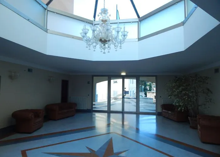 Apart Otel La Perla *